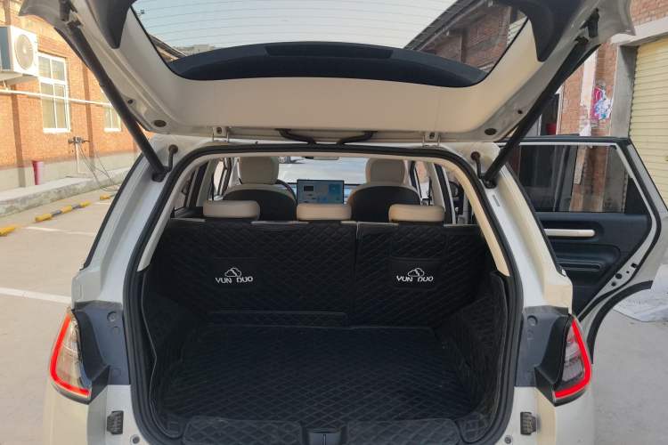 Used Baojun Cloud 2023 460 Max Lingxi Version
