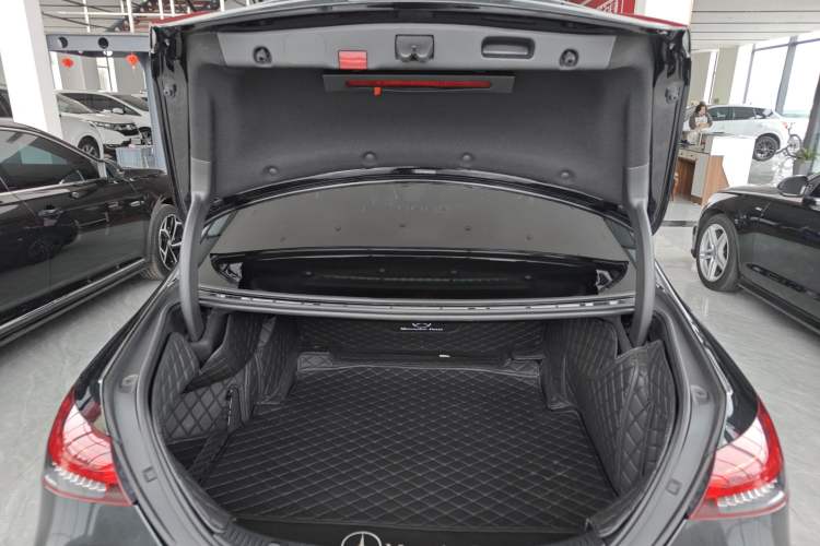 Used Mercedes-Benz E-Class 2021 E 260 Stylish Sports Edition
