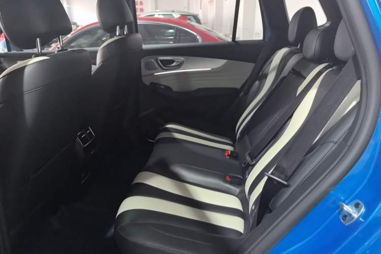 Used Roewe RX5 MAX 2019 400TGI Automatic Smart Cabin Flagship Edition
