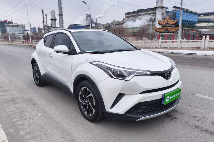 Used Toyota IZOA 2021 2.0L Yichi SPORT
