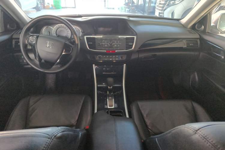 Used Honda Accord 2016 2.0L Comfort Edition
