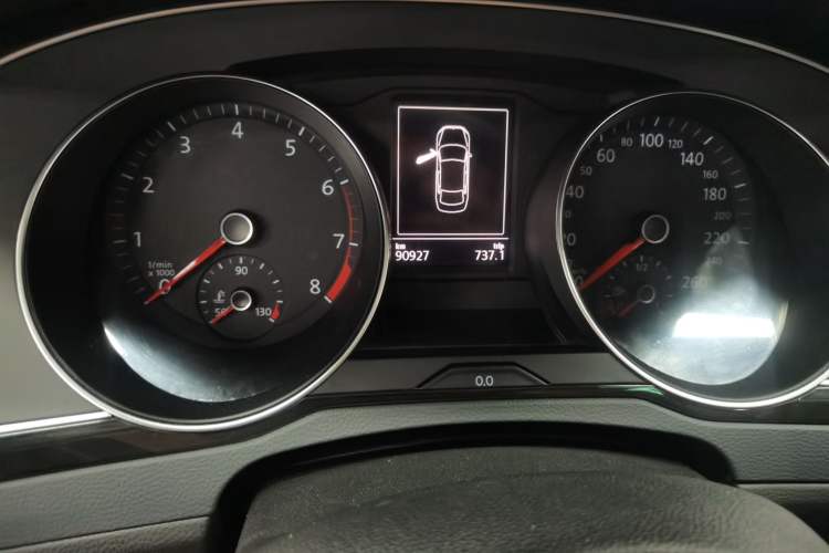 Used Volkswagen Magotan 2018 Facelift 330TSI DSG Luxury Model
