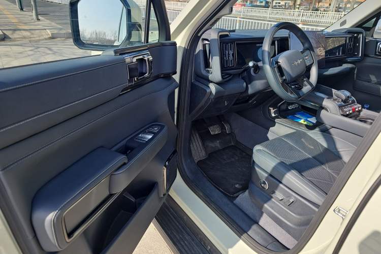 Used  Leopard 5 2025 TianShen Intelligent Driving Ultra Edition
