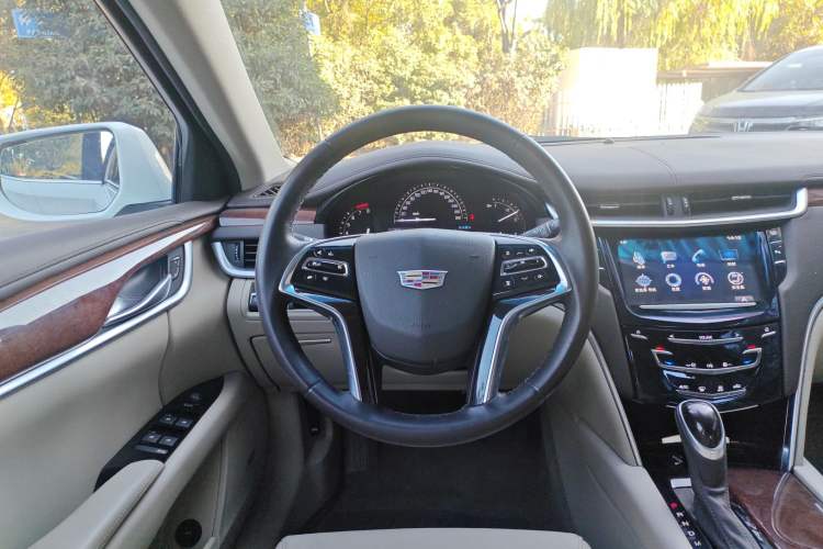 Used Cadillac XTS 2017 28T Elite Model
