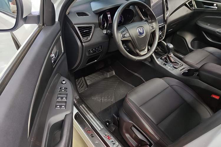 Used Changan CS75 2014 1.8T Automatic Elite Model China IV Standard
