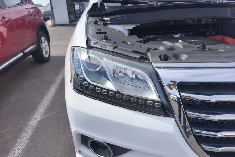 Used Haval H2 2016 Red Label 1.5T Manual Two-Wheel Drive Elite Model
