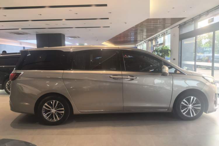 Used Buick GL8 2023 ES Lu Zun Deluxe Model
