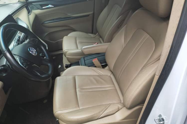 Used Buick GL8 2021 ES Landtrek 653T Luxury Model
