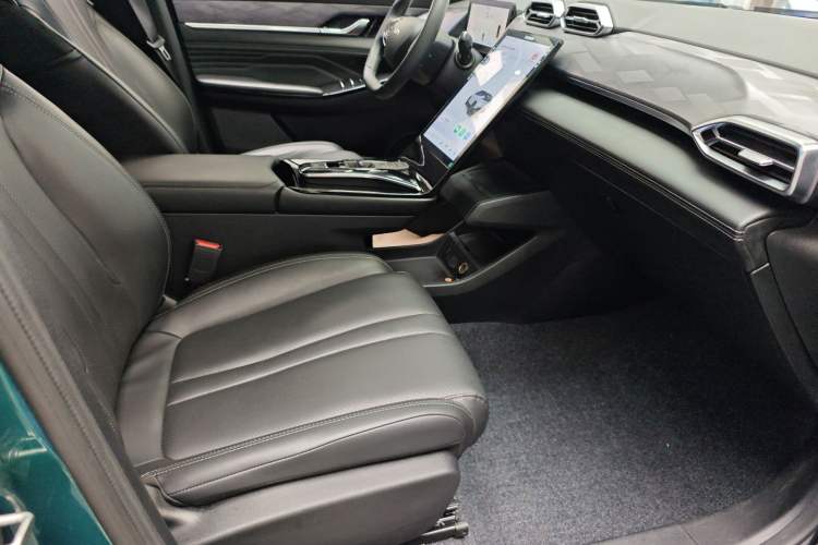 Used Dongfeng Aeolus Mage 2023 1.5T Luxury Edition
