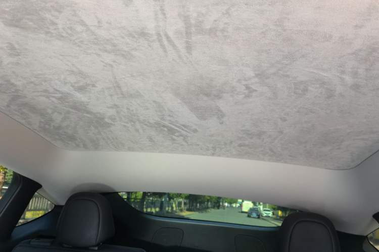 Used Tesla Model Y 2024 Long-Range All-Wheel-Drive Version