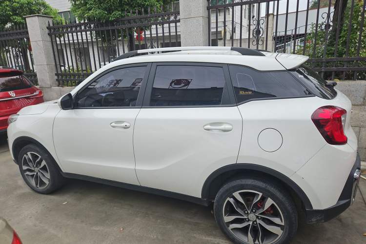 Used  Q35 2016 1.5L Automatic Cool Edition
