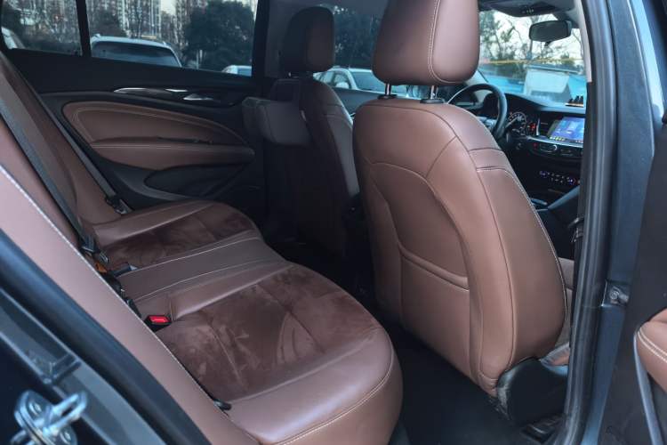 Used Buick Regal 2020 552T Luxury Version