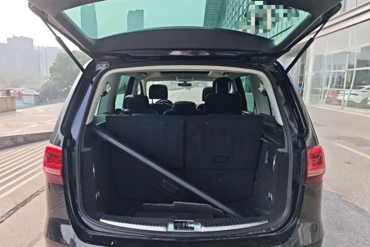 Used Volkswagen Sharan 2016 380TSI Luxury 7-Seater
