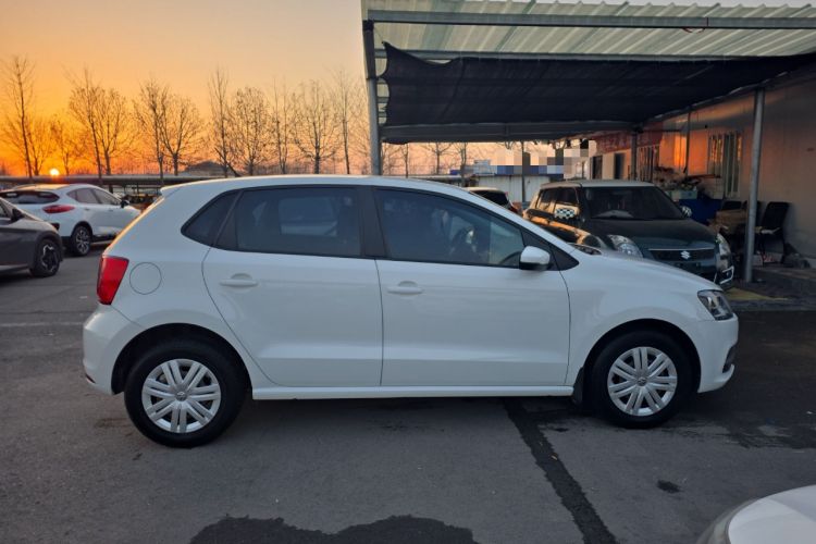 Used Volkswagen Polo 2016 1.4L Manual Fashion Model