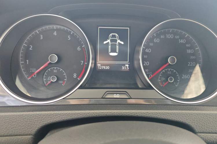 Used Volkswagen Golf 2017 230TSI Automatic Comfort Edition – Celebrating Milestone of One Million Units
