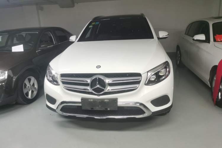 Used Mercedes-Benz GLC 2016 GLC 300 4MATIC Dynamic Model
