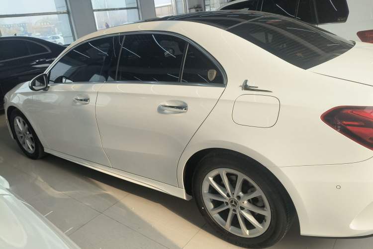 Used Mercedes-Benz A-Class 2020 Restyled A 200 L Sport Sedan Fashion Version