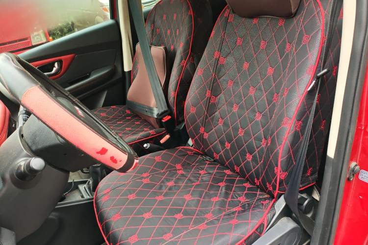 Used Haval H1 2015 1.5L Manual Luxury Model
