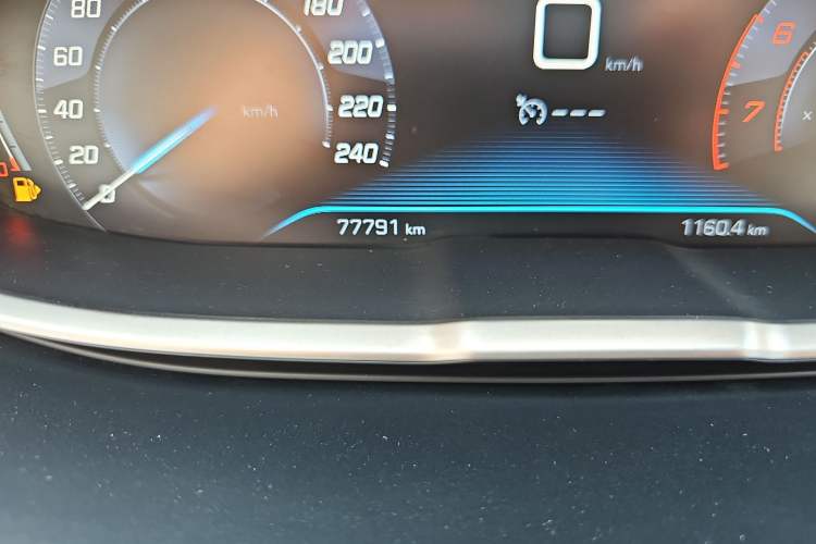 Used Peugeot 5008 2017 380THP 7-Seater Elite Edition
