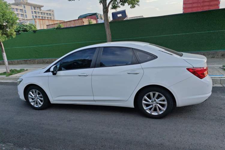 Used Buick Verano 2015 Sedan 15S Automatic Ambition Model
