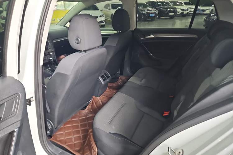 Used Volkswagen Golf 2015 1.4TSI Automatic Comfort Model