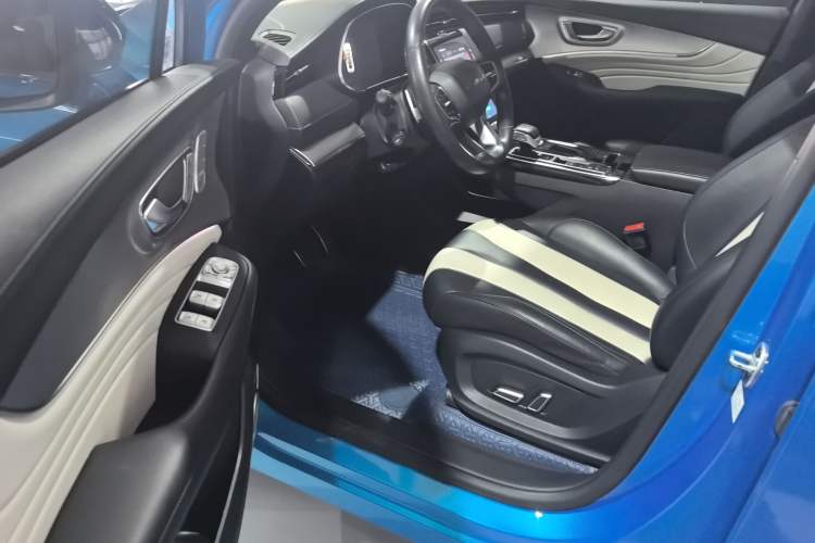 Used Roewe RX5 MAX 2019 400TGI Automatic Smart Cabin Flagship Edition
