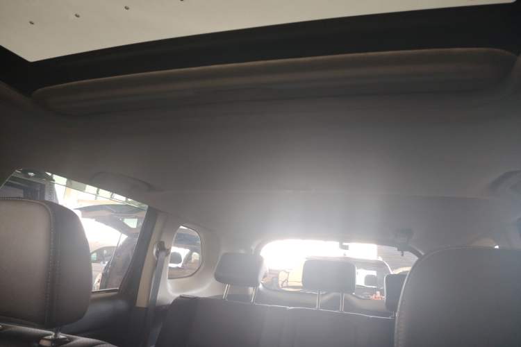 Used Mitsubishi Outlander 2018 2.0L Two-Wheel Drive Glory Edition 5 Seats