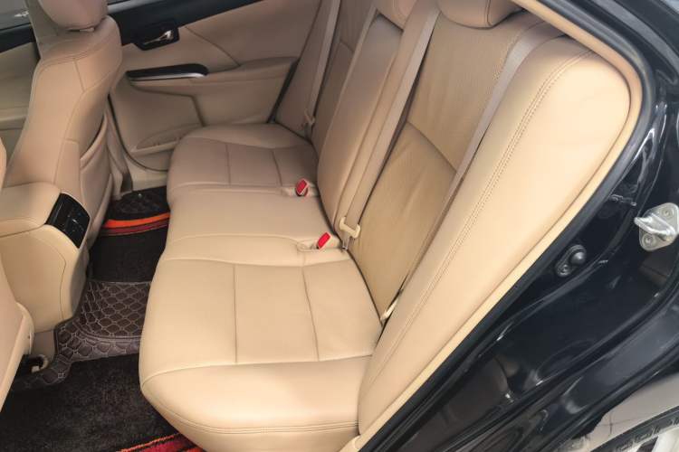 Used Toyota Camry 2015 2.0E Elite Edition
