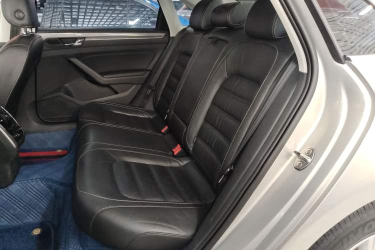 Used Volkswagen Passat 2016 330TSI DSG Luxury Edition
