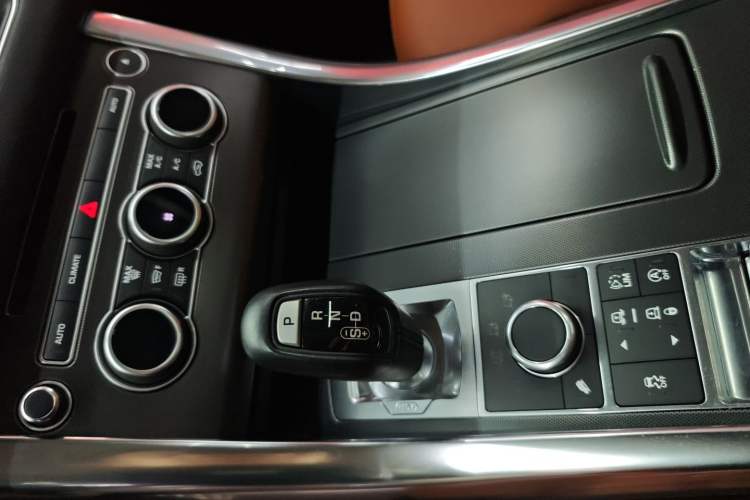 Used Land Rover Range Rover Sport 2017 3.0 SC V6 HSE DYNAMIC
