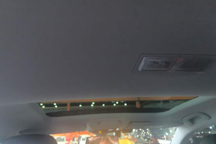 Used Volkswagen Lamando 2023 Lavida L 280TSI DSG Spicy Edition
