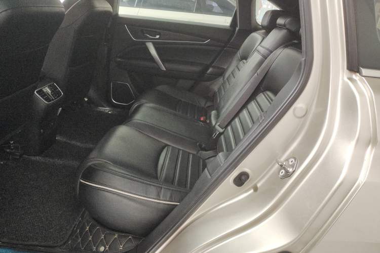 Used Honda UR-V 2017 240TURBO Two-Wheel Drive Luxury Edition China V