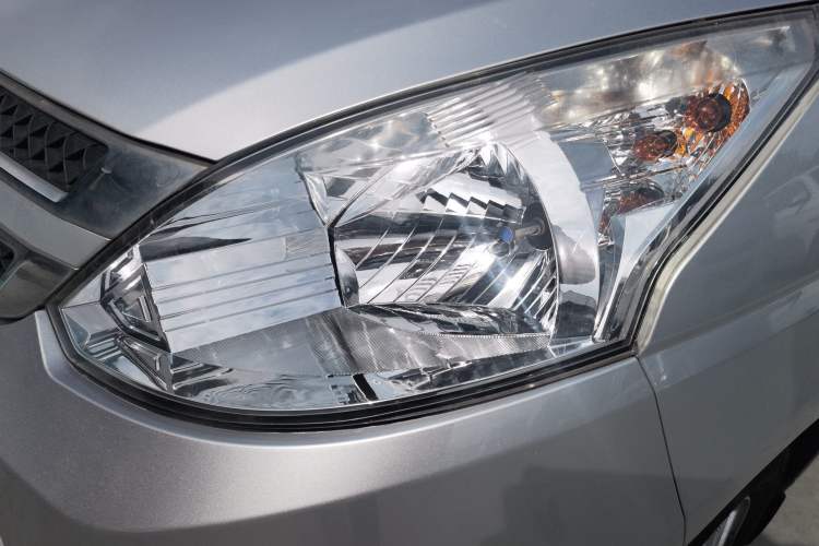 Used Wuling Rongguang V 2016 1.5L Standard Version
