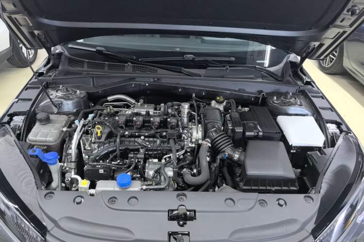 Used Changan Eado 2025 Blue Whale 1.5T 500Bar Flagship Model
