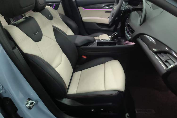 Used Cadillac CT5 2025 28T Track Performance Edition + Peak Track Optional Package
