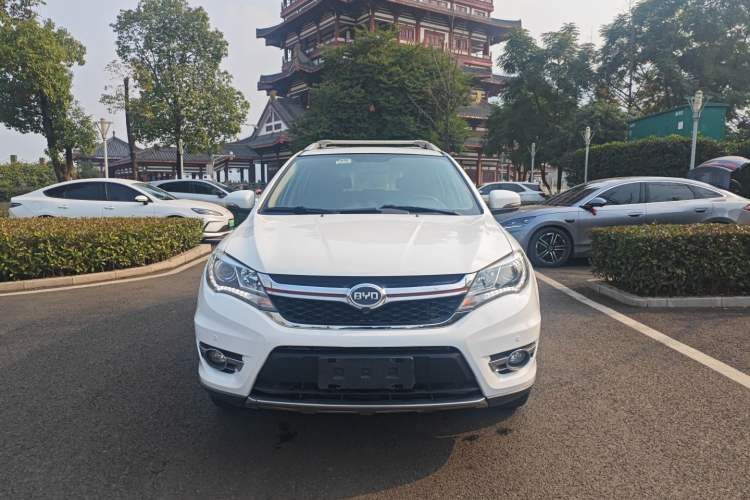 Used BYD S7 2017 1.5T Manual Luxury Model
