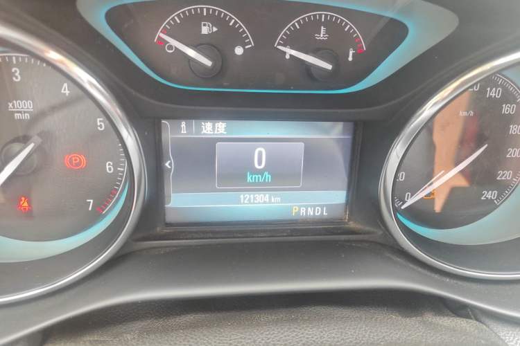 Used Buick Envision 2015 20T Two-Wheel-Drive Elite Model
