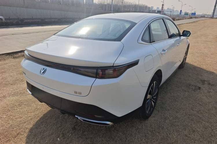 Used Changan Eado PHEV 2025 Smart New Blue Whale 145KM Battleship Edition