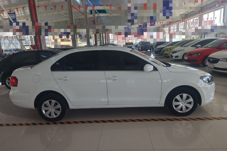 Used Volkswagen Jetta 2015 Value Edition 1.6L Manual Fashionable Style
