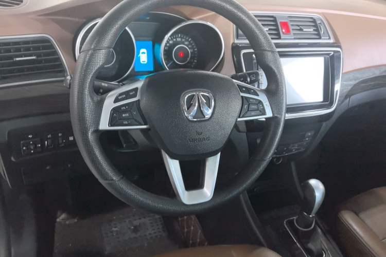 Used BAIC Weiwang S50 2016 1.5T CVT Joyful Luxury Model
