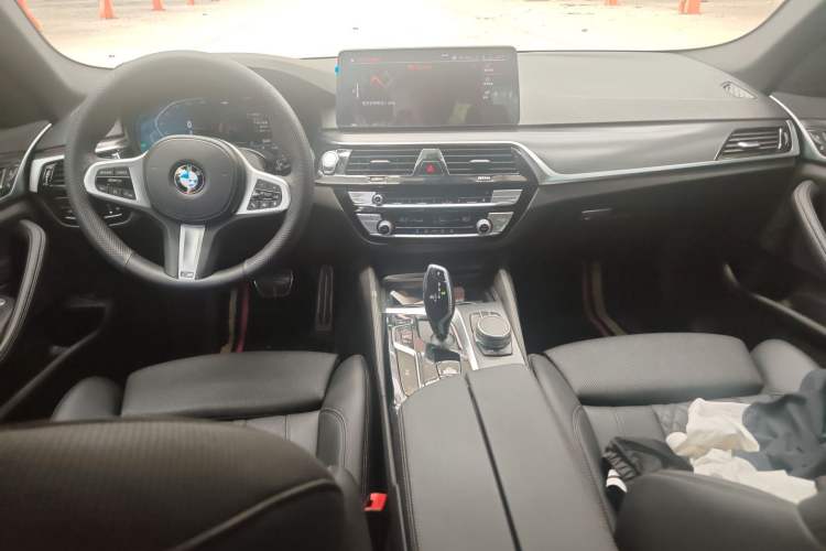 Used BMW 5 Series 2021 525i M Sport Package
