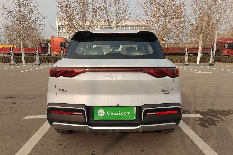 Used BYD Yuan UP 2025 Intelligent Driving Version 401 KM Dynamic Edition
