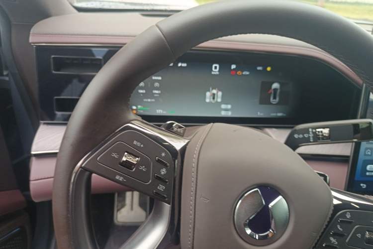 Used Denza Z9GT 2024 1100 Four-Wheel Drive Ultra Version
