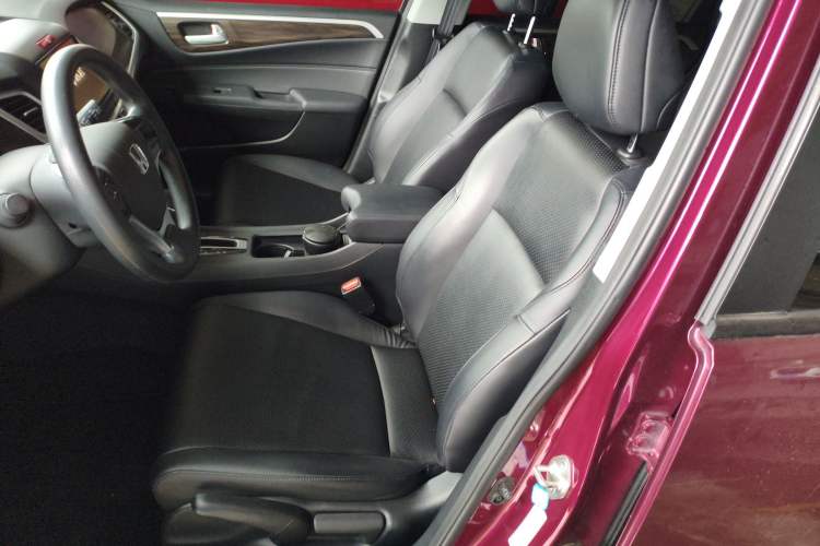 Used Honda Jade 2017 1.8L automatic Comfort version 5 seats