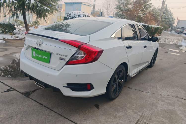 Used Honda Civic 2019 220TURBO CVT Dynamic Edition China VI Emission Standard