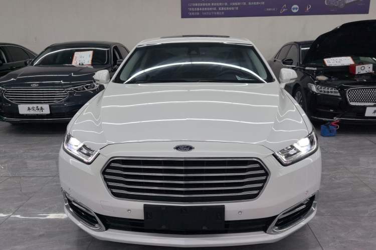 Used Ford Taurus 2015 EcoBoost 245 Ultimate Model
