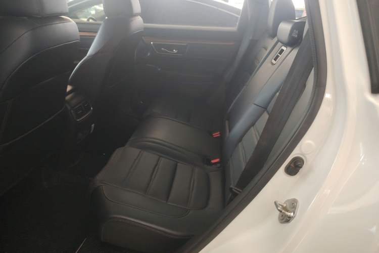 Used Honda CR-V 2017 240TURBO CVT Front-Wheel Drive Fashion Edition
