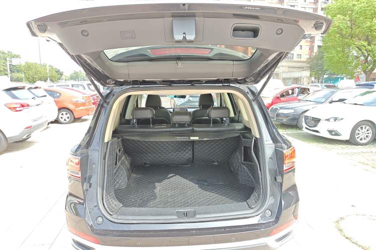 Used Zotye T500 2018 1.5T Automatic Smart Connected Prestige Model
