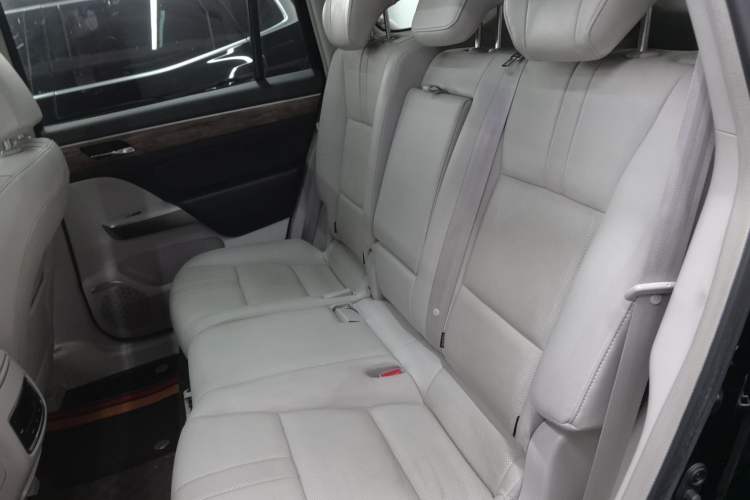 Used GAC Trumpchi GS8 2017 320T Two-Wheel Drive Luxury Smart Connectivity Version (7 Seats)
