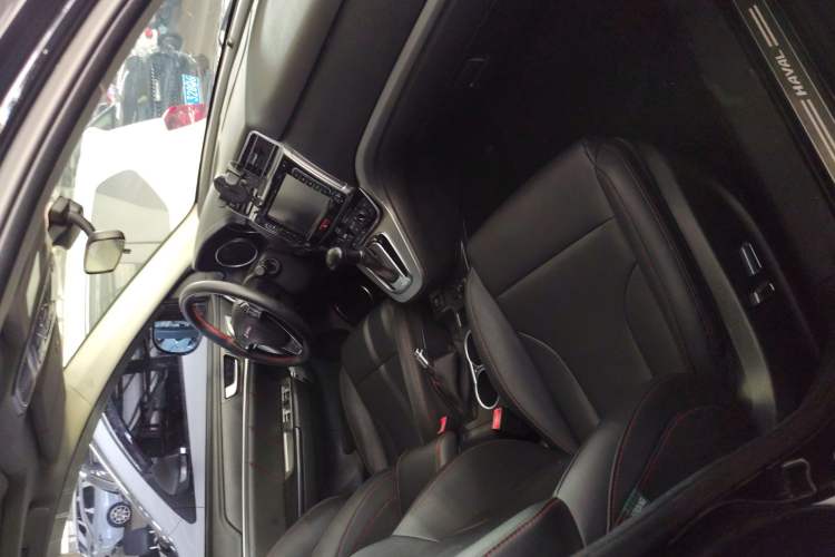 Used Haval H6 2015 Sport Edition 1.5T Automatic Two-Wheel Drive Luxury Model
